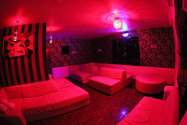 Casa de swing BH: conheça as regras antes de visitar